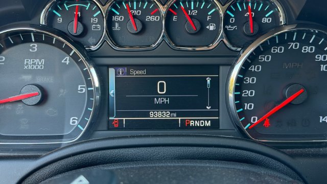 Used 2015 Chevrolet Suburban LTZ AWD/4WD image 9