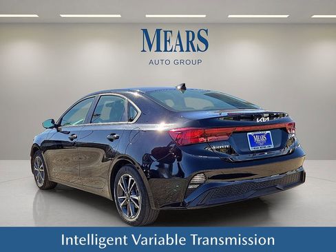 Used 2024 Kia Forte LXS image 4