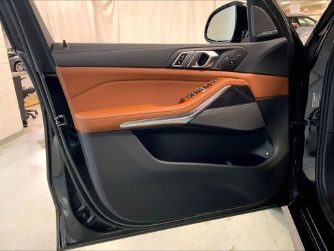 New 2026 BMW X5 xDrive50e w/ Executive Package image 10