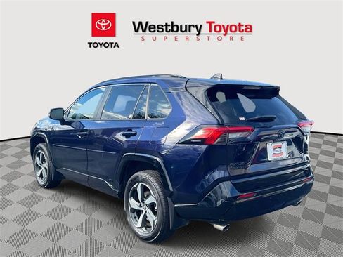 Certified 2023 Toyota RAV4 SE image 9