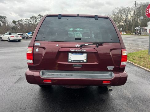 Used 2002 Nissan Pathfinder SE image 4