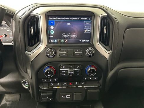 Used 2019 Chevrolet Silverado 1500 LTZ w/ LTZ Convenience Package image 21