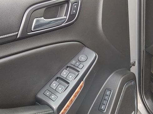 Used 2017 Chevrolet Tahoe Premier AWD/4WD image 7