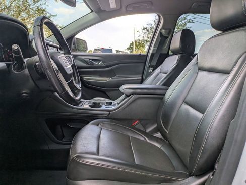 Used 2021 GMC Acadia SLT w/ Elevation Edition image 14