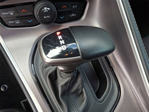 Used 2022 Dodge Challenger R/T Scat Pack image 13