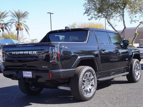 New 2025 GMC Hummer EV 3X image 3
