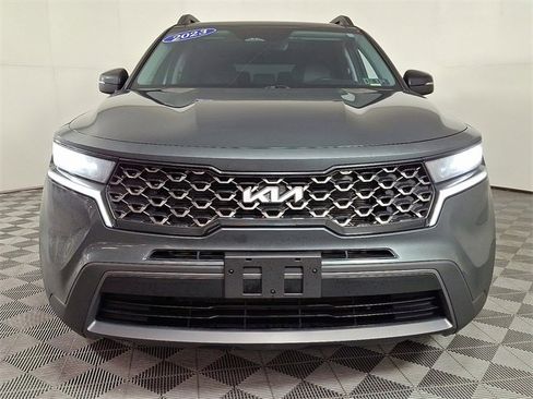 Used 2023 Kia Sorento S w/ Panoramic Sunroof Package image 5