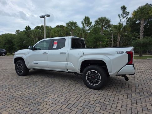 New 2026 Toyota Tacoma TRD Sport AWD/4WD image 9