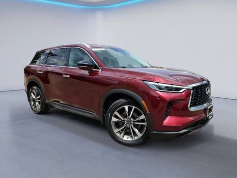 Used 2023 INFINITI QX60 Luxe w/ Vision Package AWD/4WD image 2