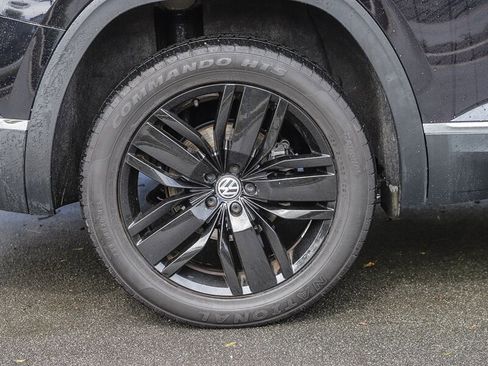 Used 2019 Volkswagen Atlas SEL Premium image 12