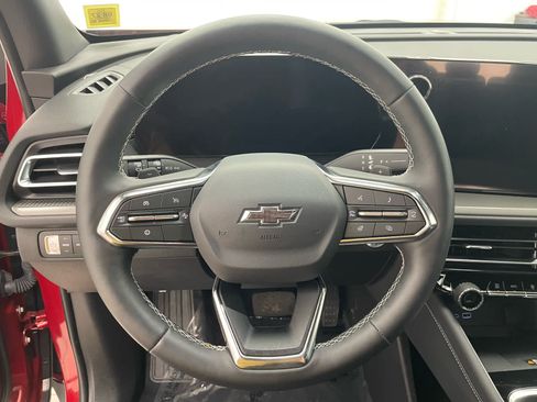 New 2026 Chevrolet Traverse LT w/ Midnight/Sport Edition AWD/4WD image 11