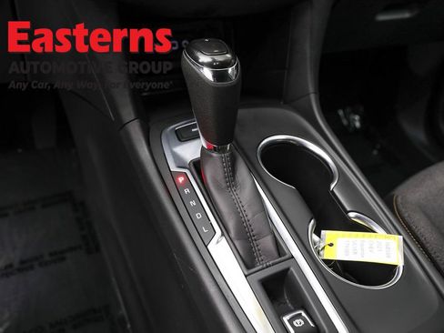 Used 2021 Chevrolet Equinox LT image 13