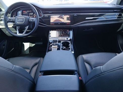 Used 2022 Audi Q8 Premium Plus AWD/4WD image 13