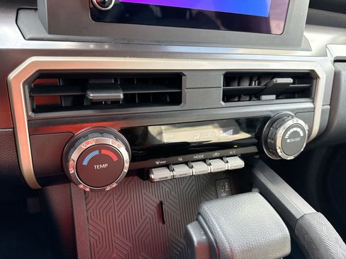 Certified 2025 Toyota Tacoma SR5 image 17