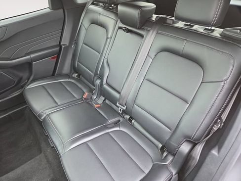Used 2024 Ford Escape Platinum AWD/4WD image 13