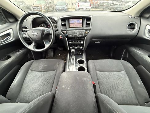Used 2016 Nissan Pathfinder SV w/ Trailer Tow Package image 13