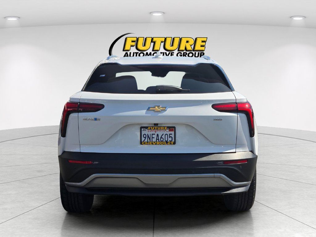 Used 2024 Chevrolet Blazer EV LT AWD/4WD image 5