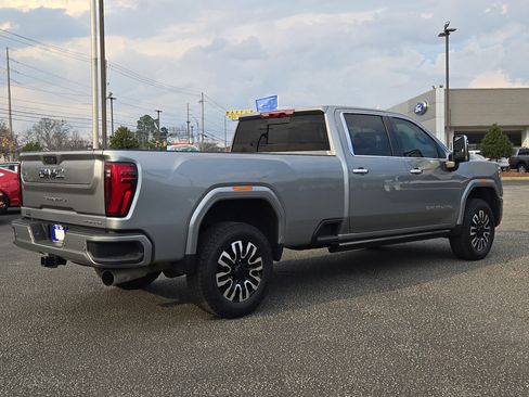 Used 2026 GMC Sierra 3500 Denali Ultimate AWD/4WD image 7