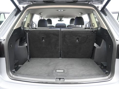Used 2026 Volkswagen Atlas SE FWD image 25