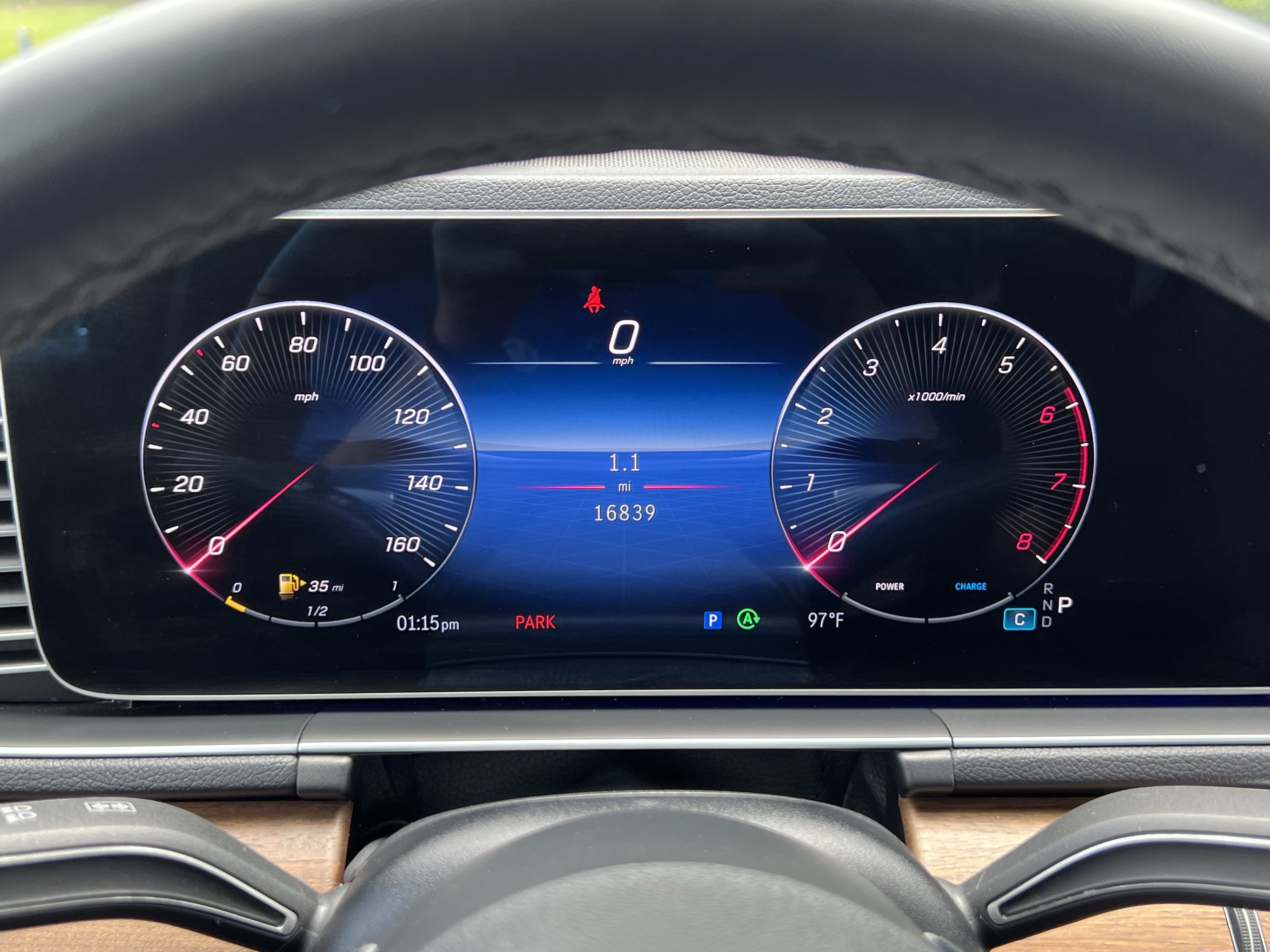 Certified 2025 Mercedes-Benz GLE 450 4MATIC image 21