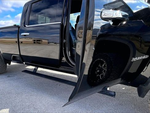 Used 2020 Chevrolet Silverado 3500 LTZ w/ LTZ Premium Package image 8