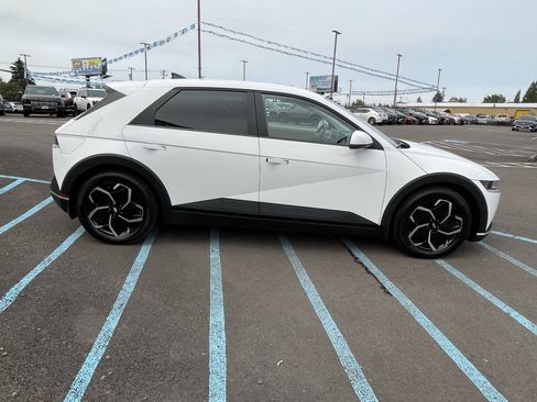 Certified 2024 Hyundai Ioniq 5 SEL RWD image 6