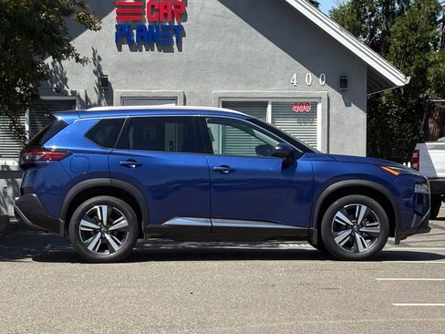 Used 2023 Nissan Rogue SL AWD/4WD image 4