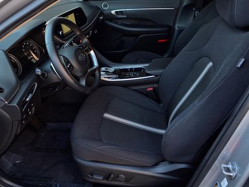 Used 2023 Hyundai Sonata SEL w/ Cargo Package image 16