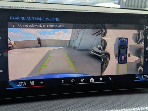 Used 2025 BMW M340i image 17