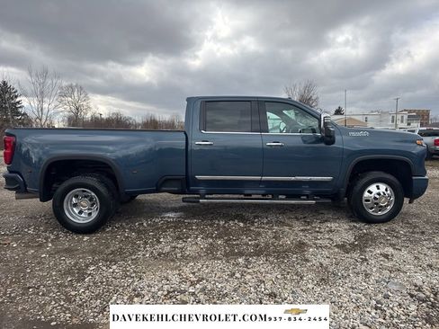 Used 2024 Chevrolet Silverado 3500 High Country w/ High Country Premium Package image 5