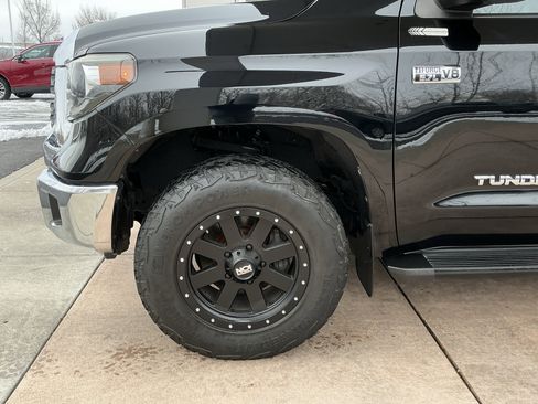 Used 2020 Toyota Tundra SR5 image 25