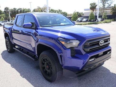 Certified 2025 Toyota Tacoma SR5 image 6