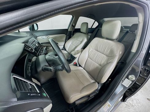 Used 2013 Honda Civic Hybrid image 23