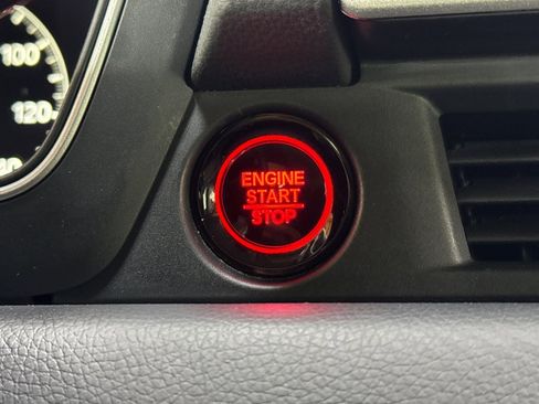 Certified 2023 Honda Pilot EX-L image 33
