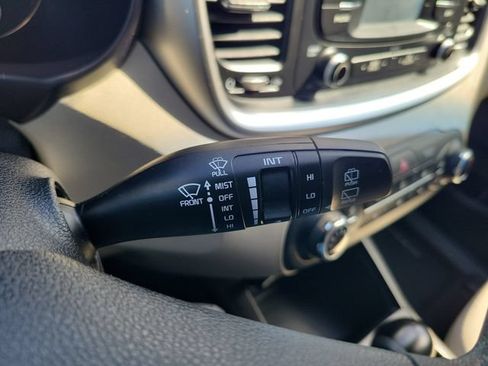 Used 2018 Kia Sorento FWD V6 image 27