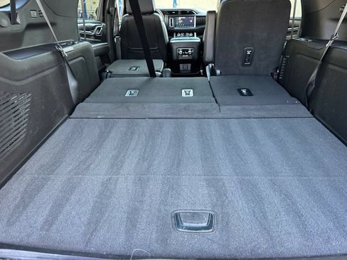 Certified 2023 GMC Yukon XL Denali AWD/4WD image 18