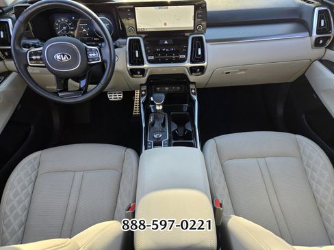 Used 2021 Kia Sorento SX image 14