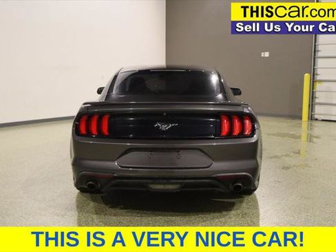 Used 2018 Ford Mustang Coupe RWD image 7