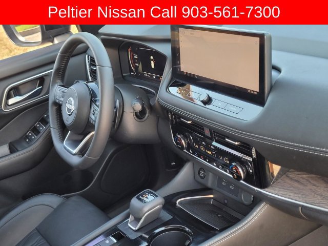 Used 2024 Nissan Rogue Platinum w/ Platinum Premium Package AWD/4WD image 11