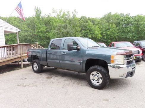 Used 2009 Chevrolet Silverado 2500 LTZ w/ Safety Package AWD/4WD image 5