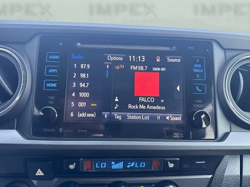 Used 2017 Toyota Tacoma TRD Pro AWD/4WD image 13