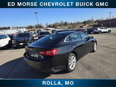 Used 2025 Chevrolet Malibu LT FWD image 3