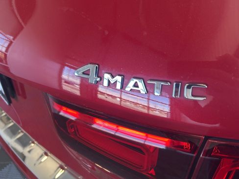 Used 2020 Mercedes-Benz GLB 250 GLB 250 image 7