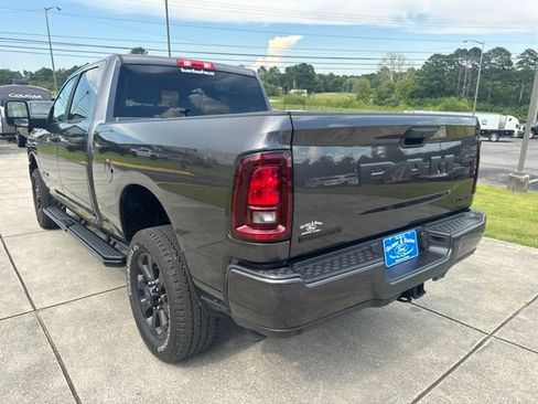 Used 2026 RAM 2500 Big Horn AWD/4WD image 5