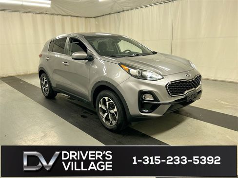 Used 2020 Kia Sportage LX image 1