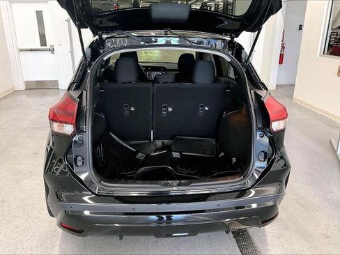Used 2022 Nissan Kicks S FWD image 34