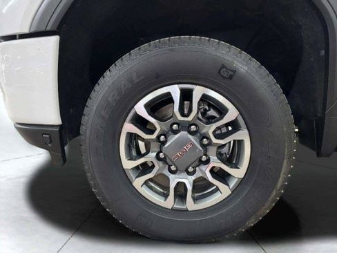 Used 2022 GMC Sierra 2500 AT4 AWD/4WD image 57