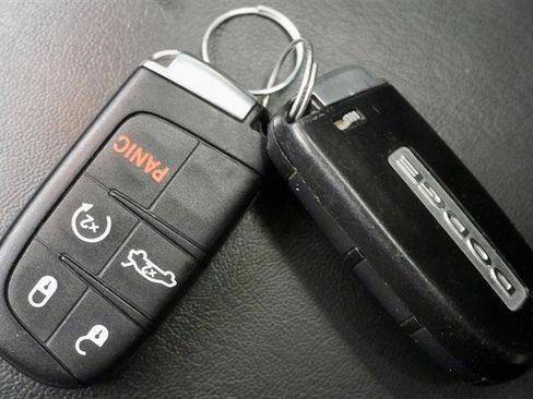 Used 2016 Dodge Charger R/T w/ Plus Group image 21