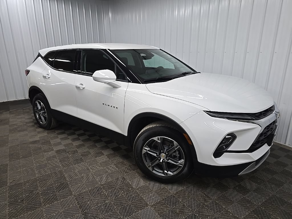 Used 2023 Chevrolet Blazer LT w/ LPO, Cargo Package AWD/4WD image 7