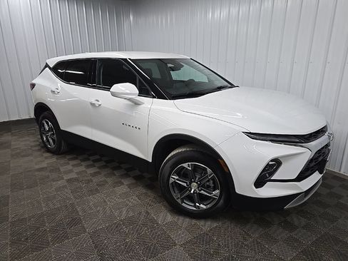 Used 2023 Chevrolet Blazer LT w/ LPO, Cargo Package AWD/4WD image 7